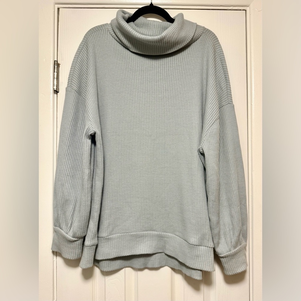 GAP Women's Cowl Neck Sweater in Light Gray